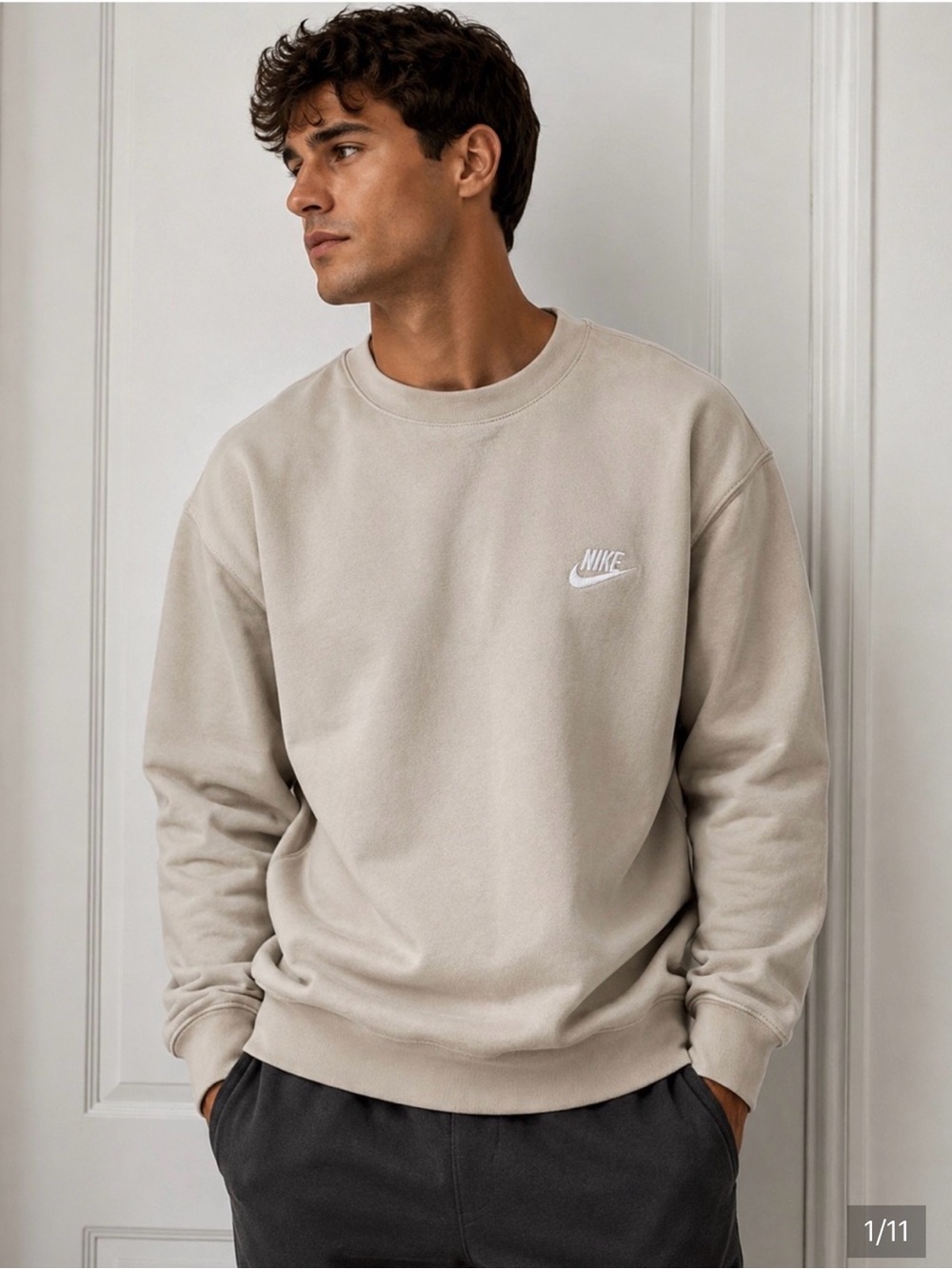 Nike Crewneck Club Fleece Sweatshirt in Beige